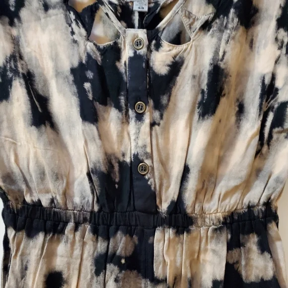 Ecote Eden Women's Tye-Dye Romper - Picture 9 of 11